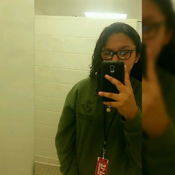 Meet your Posher, Mariela - Picture 1 of 1